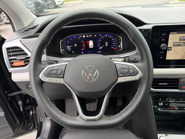 Used 2025 Volkswagen Taos SEL AWD/4WD image 23