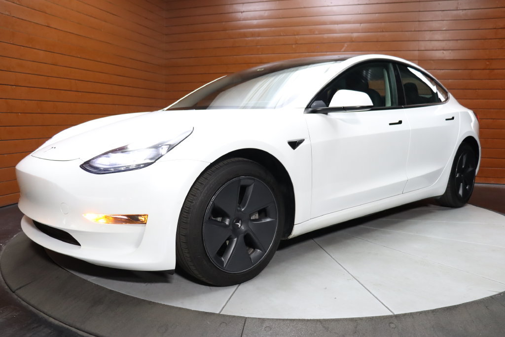 Used 2023 Tesla Model 3 Standard Range RWD image 7