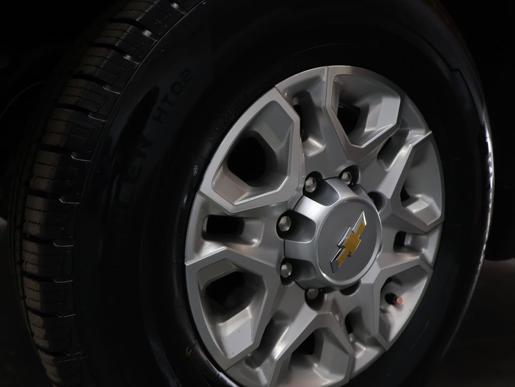 Used 2023 Chevrolet Silverado 2500 LT w/ Convenience Package image 27