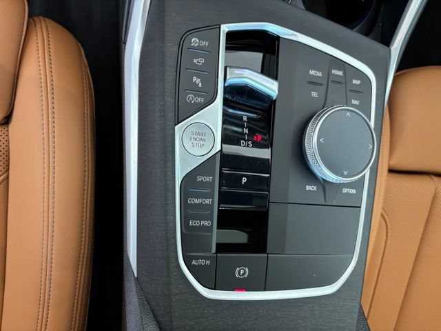 Used 2023 BMW 330i xDrive Sedan w/ Premium Package AWD/4WD image 18