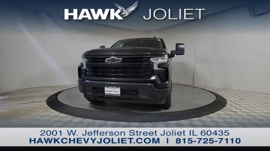 Used 2024 Chevrolet Silverado 1500 RST w/ Max Trailering Package AWD/4WD image 3
