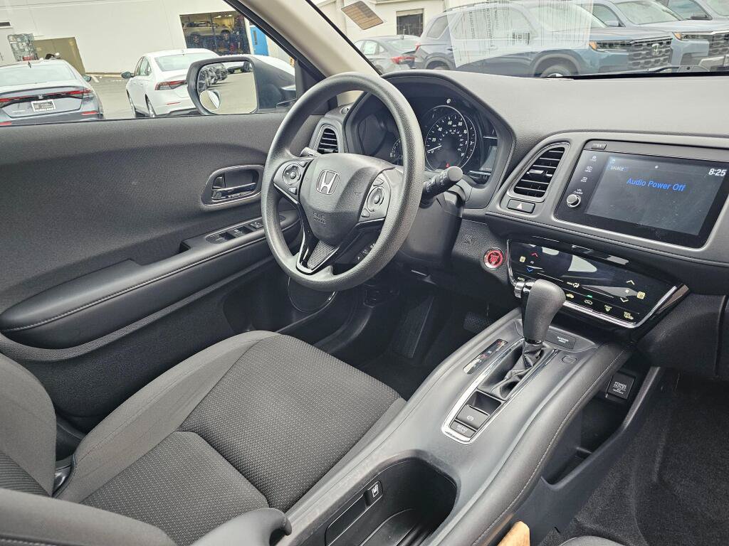 Used 2021 Honda HR-V EX image 10