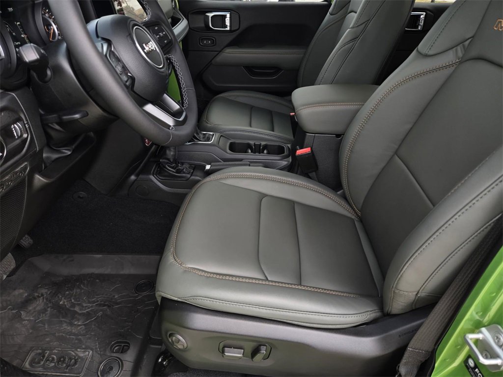 New 2025 Jeep Gladiator Mojave image 17