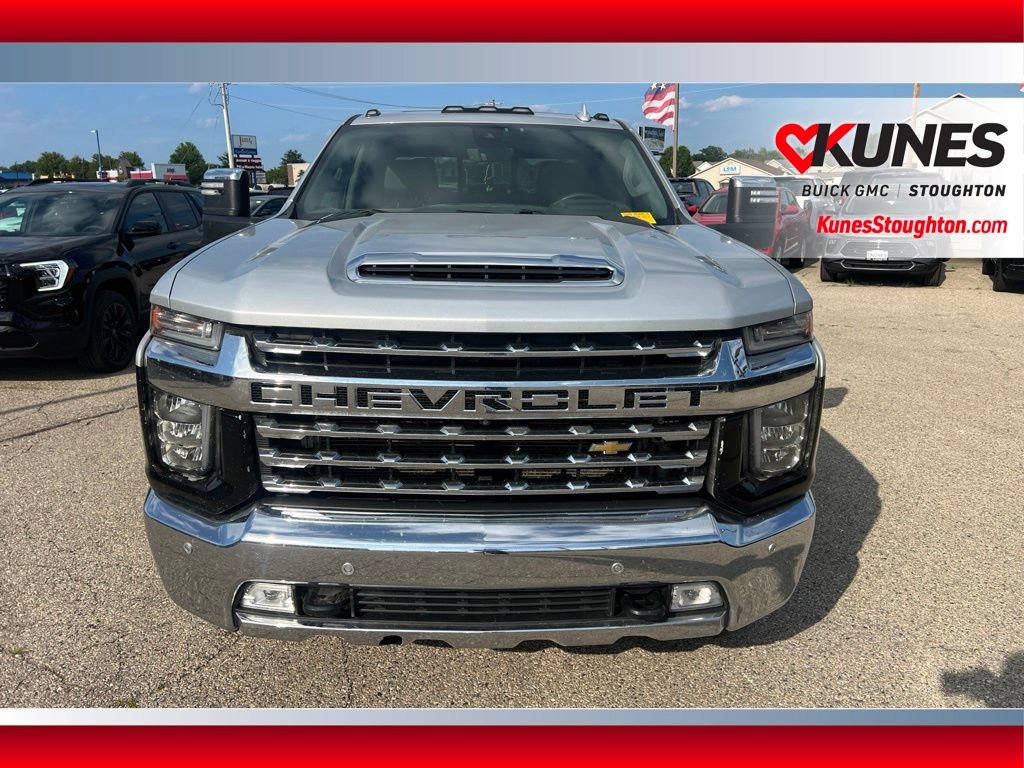 Used 2020 Chevrolet Silverado 3500 LTZ w/ LTZ Plus Package AWD/4WD image 2