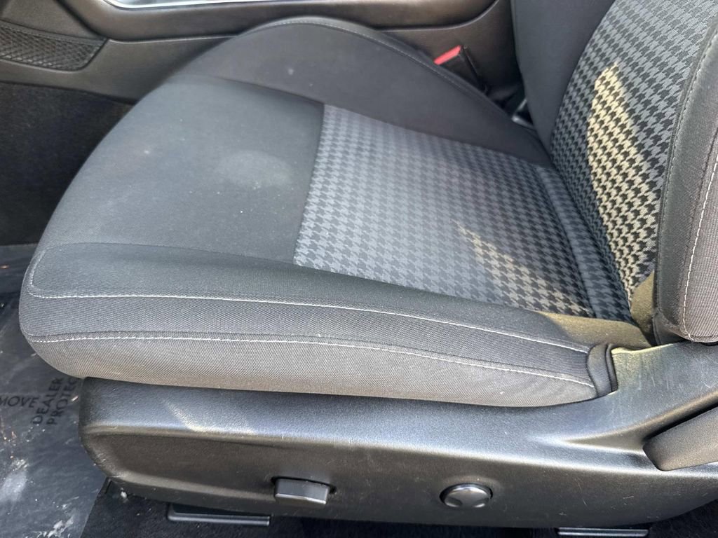 Used 2022 Dodge Challenger GT w/ Blacktop Package image 15