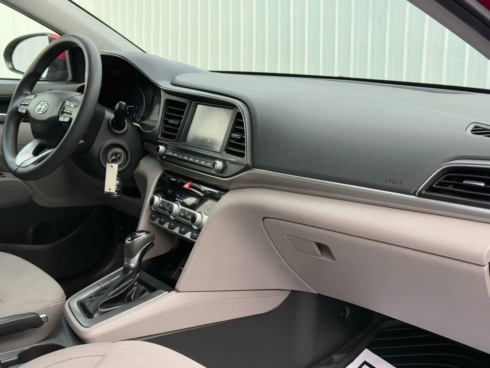 Used 2020 Hyundai Elantra SEL FWD image 18