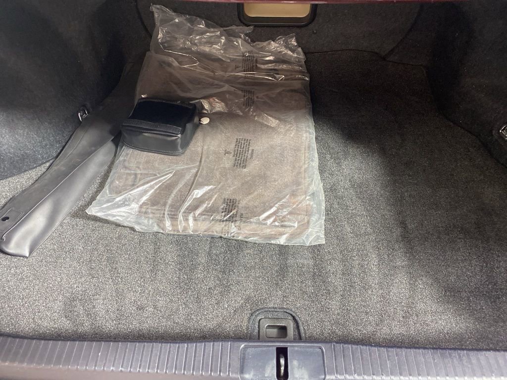 Used 2016 Lexus ES 350 w/ Luxury Package w/Wood Trim image 28