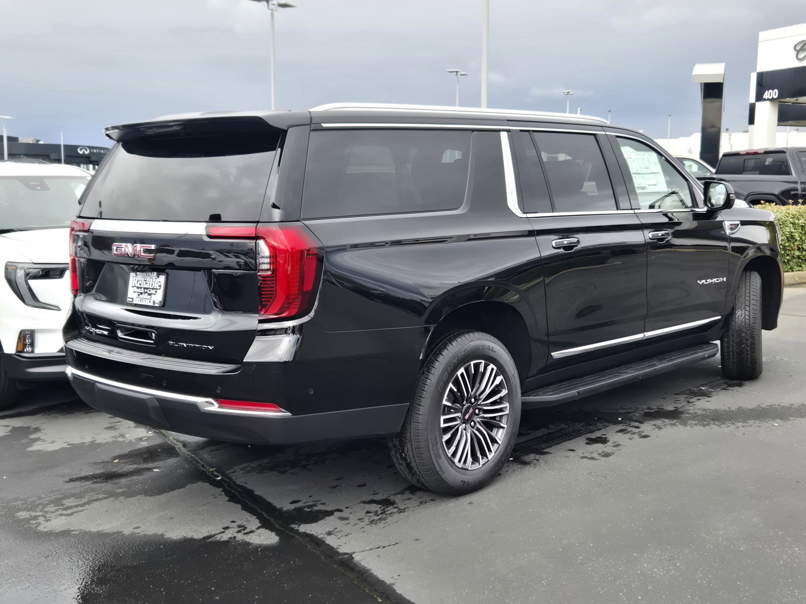 New 2026 GMC Yukon XL Elevation w/ Elevation Premium Package image 4