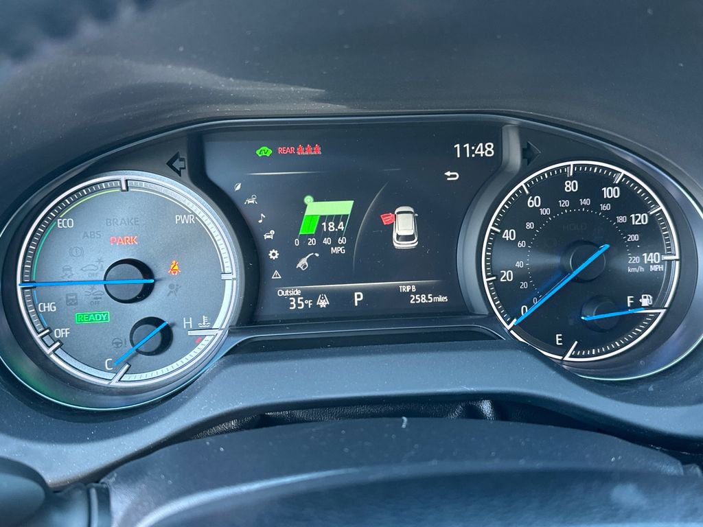 Used 2023 Toyota Venza LE image 22