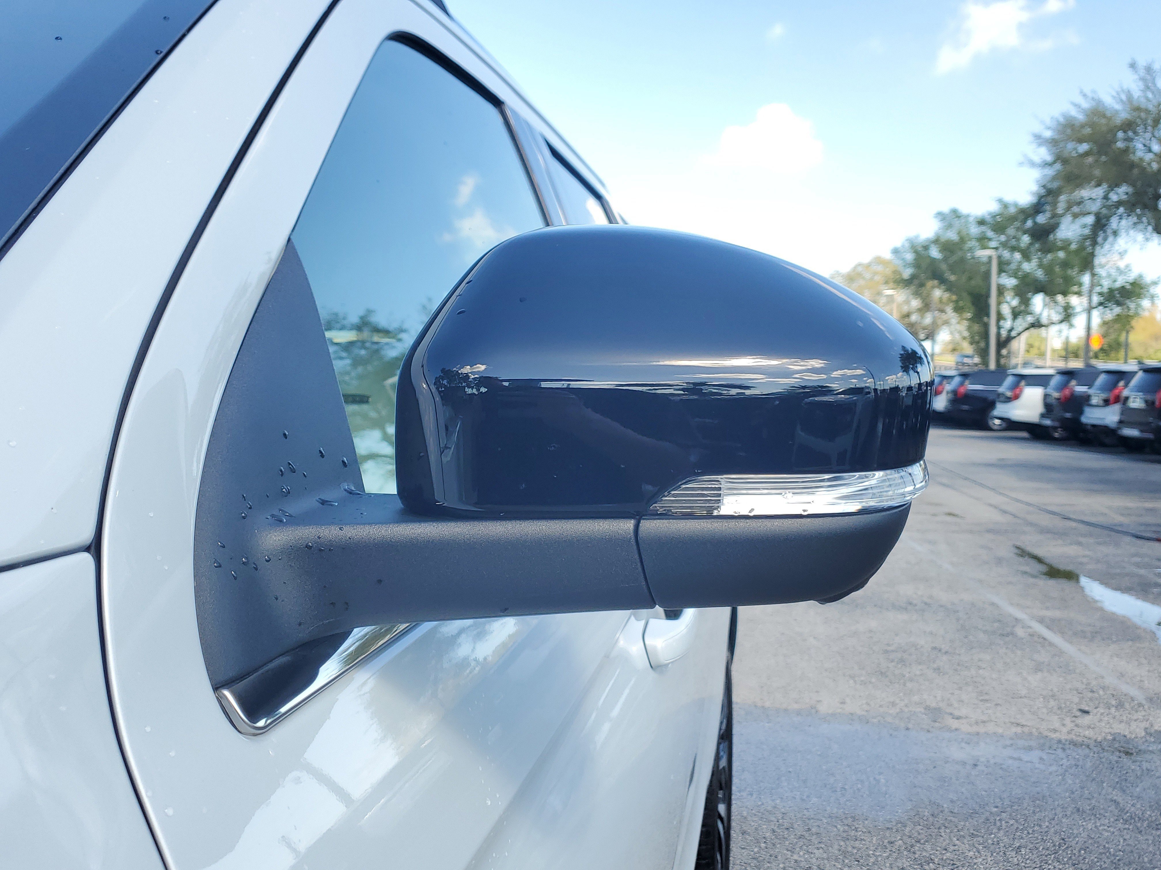 Certified 2025 Ford Expedition Platinum w/ Driver's Package image 4