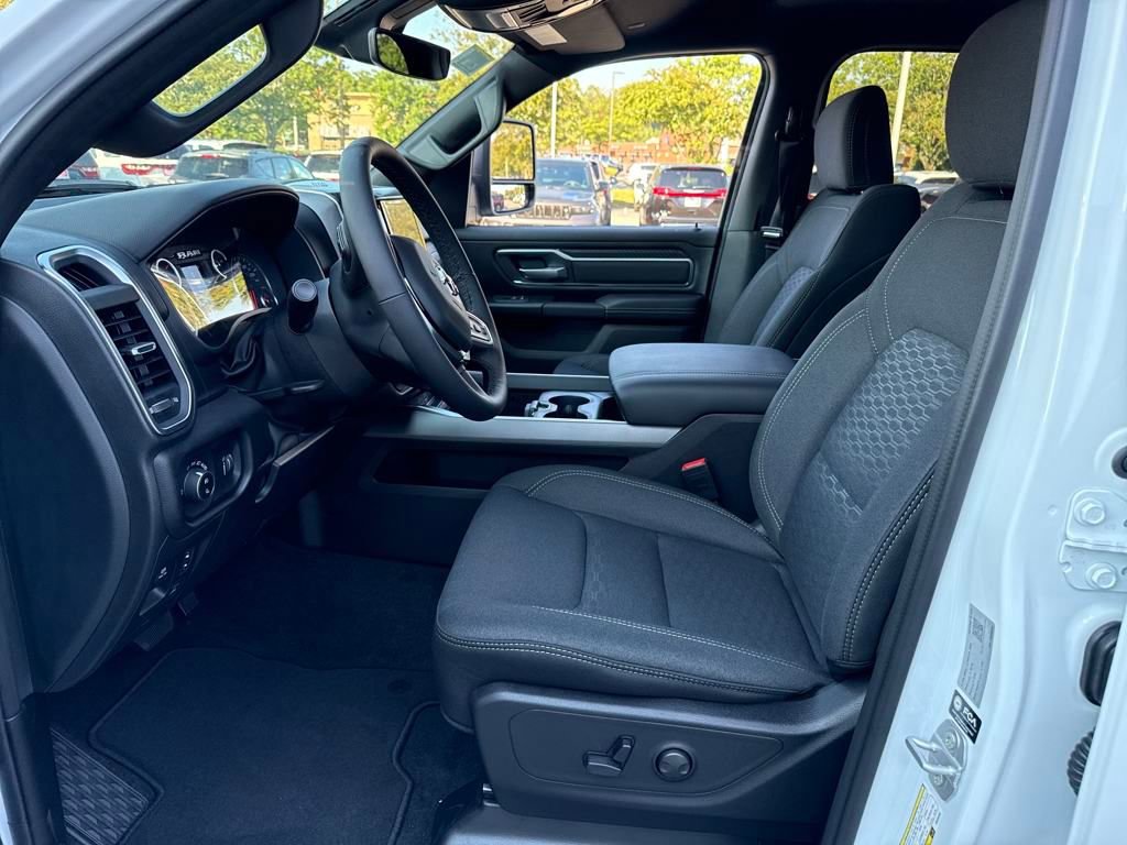Used 2025 RAM 1500 Big Horn image 9
