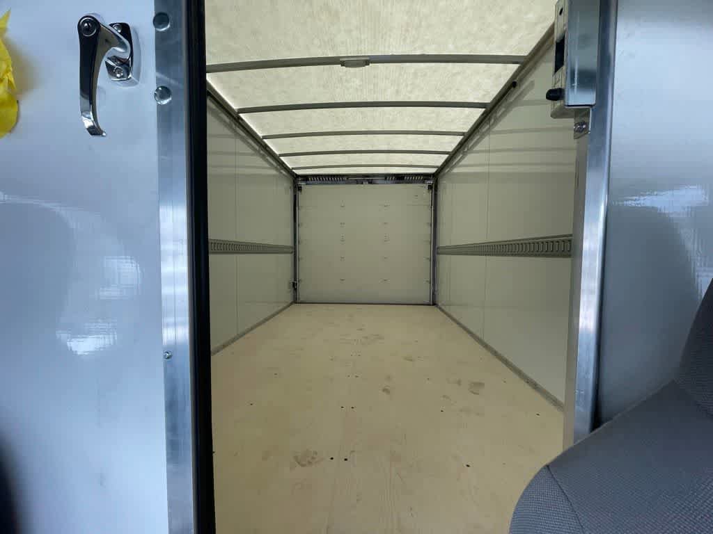 New 2024 Ford E-450 and Econoline 450 Super Duty w/ Power Windows & Locks Group RWD image 25