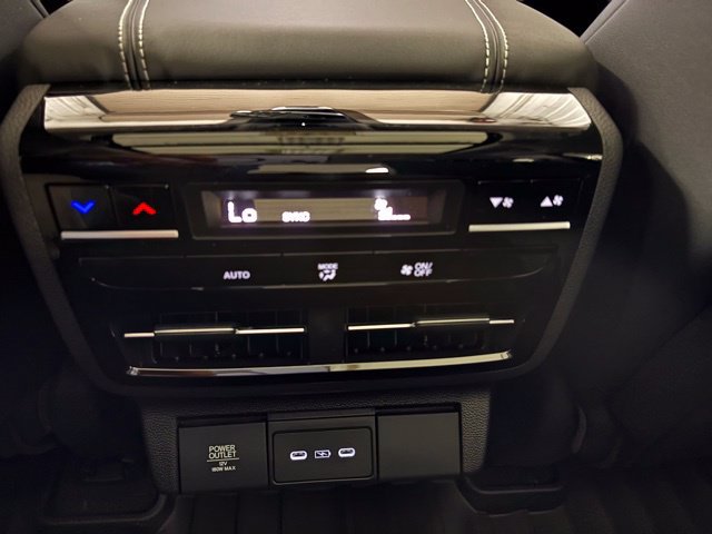 Certified 2026 Acura MDX w/ Technology Package FWD image 16