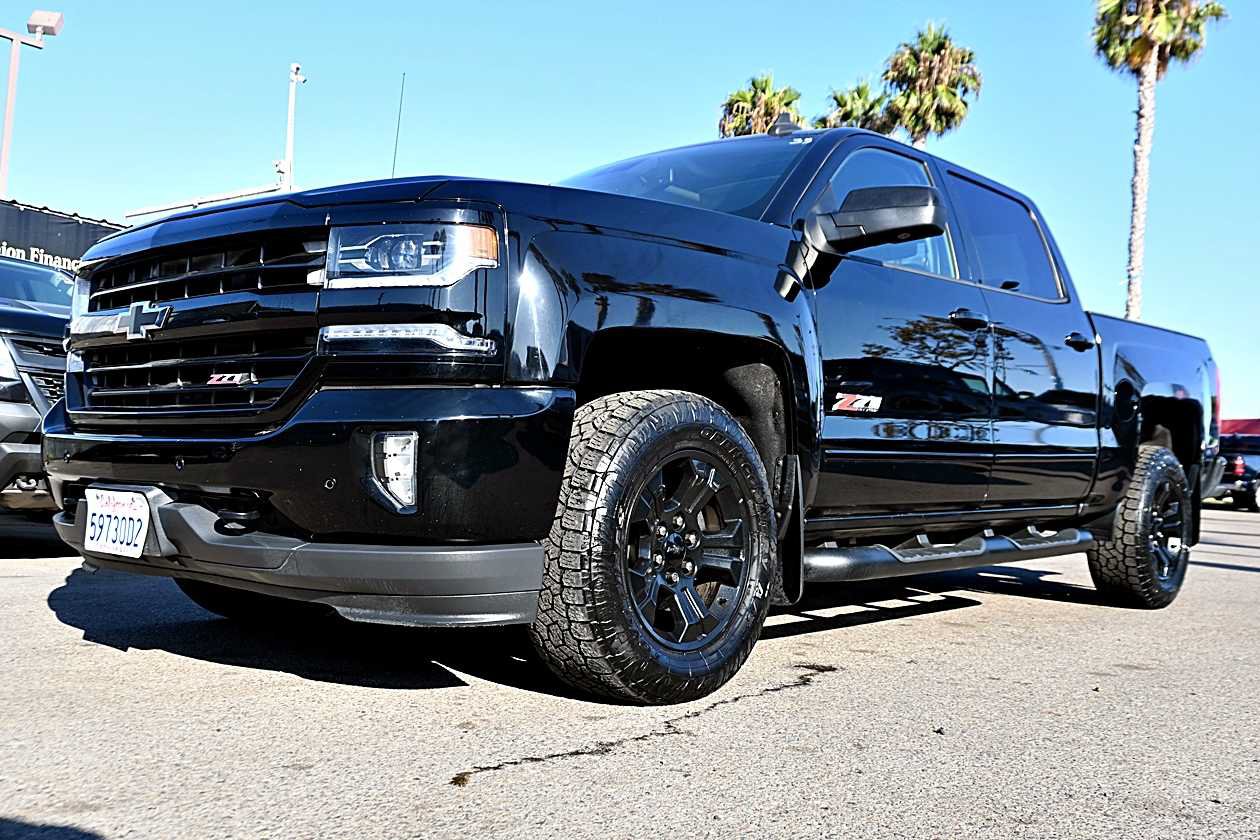 Used 2017 Chevrolet Silverado 1500 LTZ Z71 w/ LTZ Plus Package AWD/4WD image 1