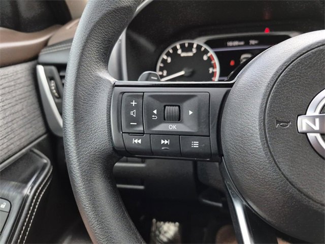 Used 2023 Nissan Rogue SV image 26