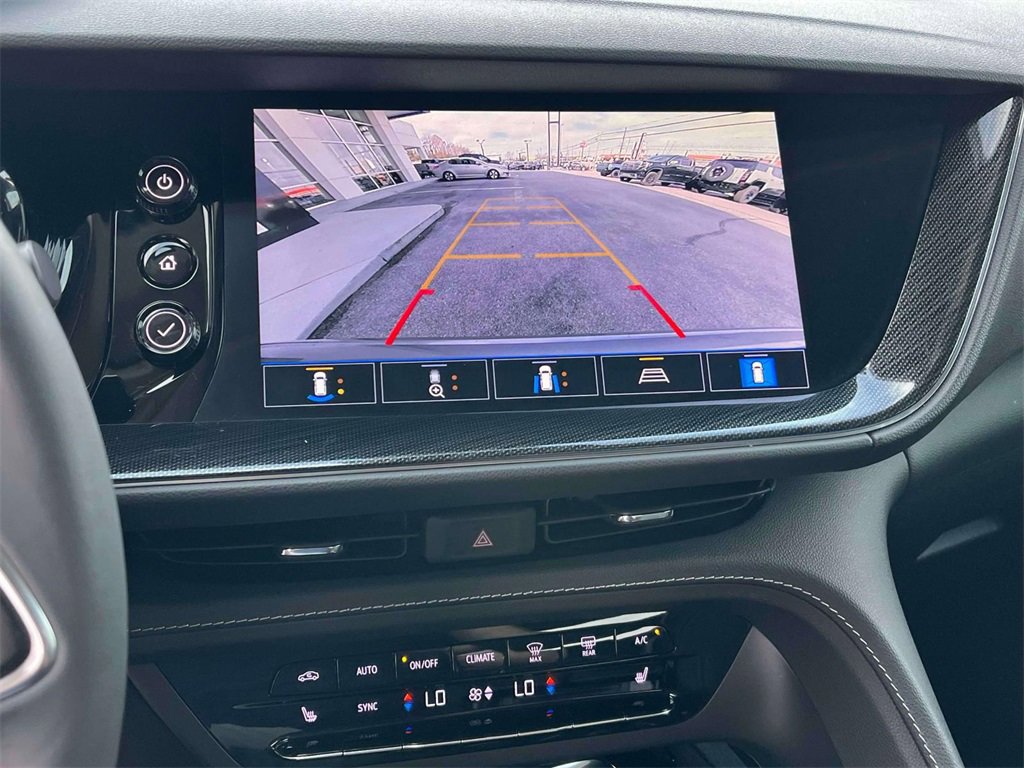 Used 2021 Buick Envision Essence w/ Technology Package I image 35