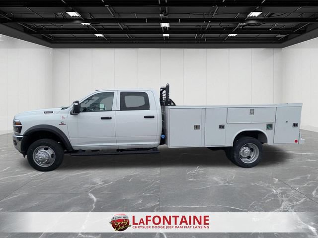 New 2026 RAM 5500 Tradesman w/ Chrome Appearance Group image 2