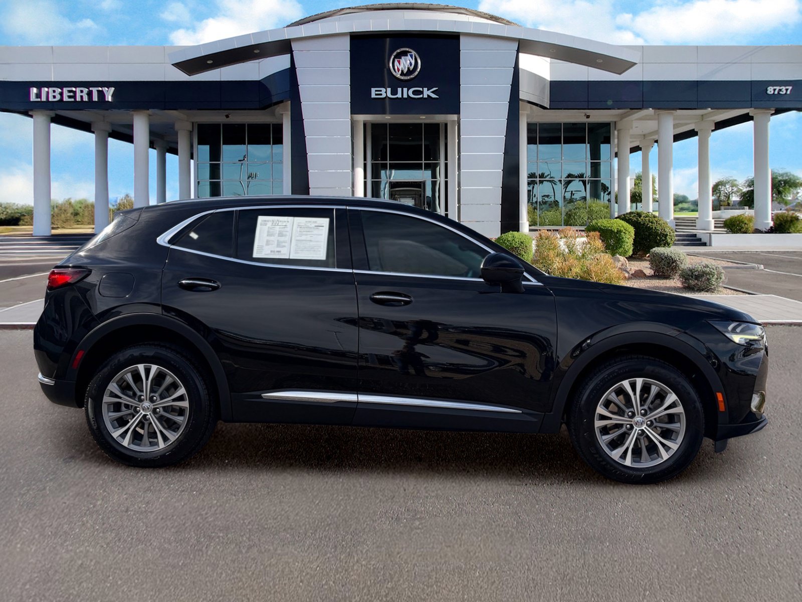 Used 2023 Buick Envision Preferred FWD image 3