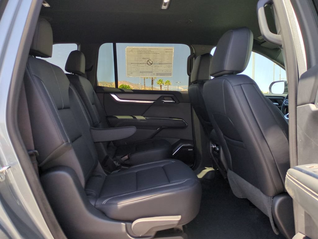 New 2026 GMC Acadia Elevation w/ Black Edition FWD image 31