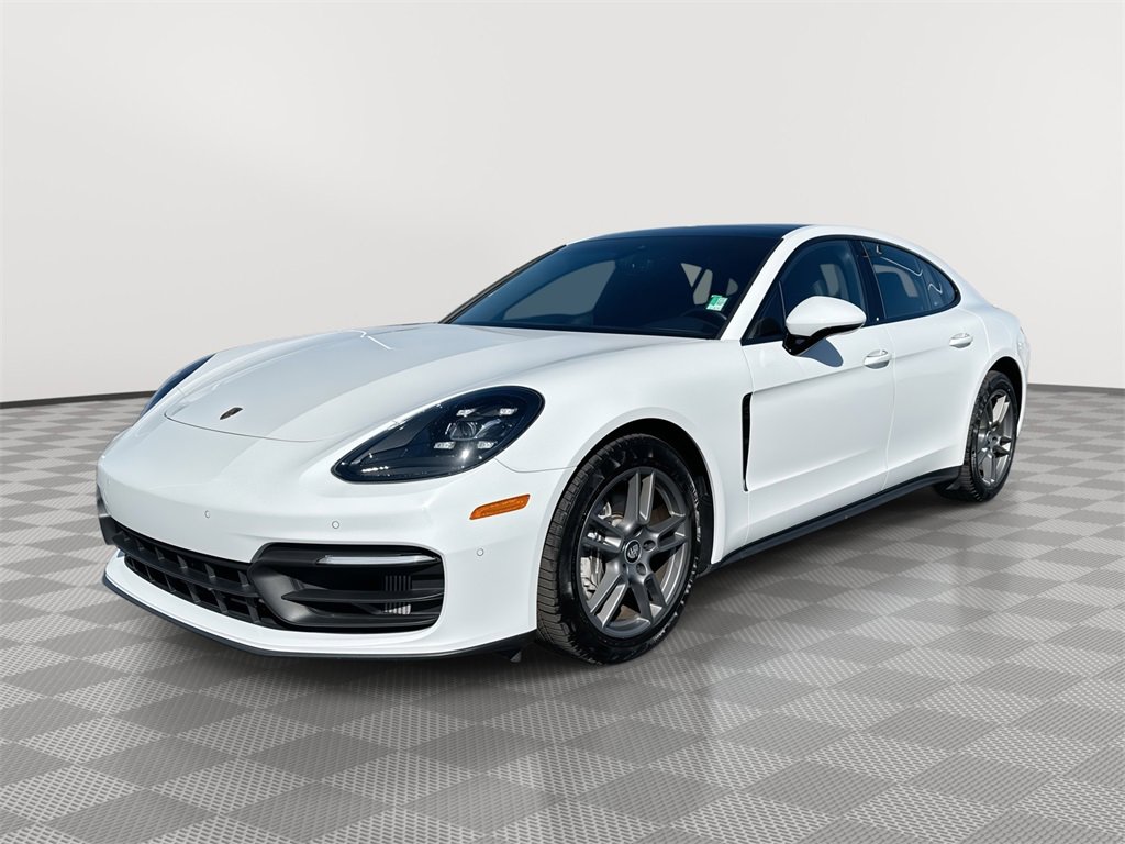Used 2022 Porsche Panamera 4 image 1