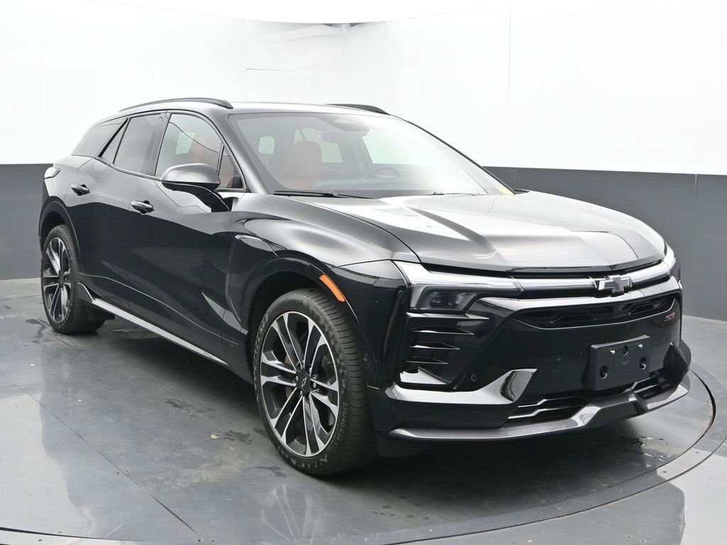 Used 2025 Chevrolet Blazer EV SS w/ Performance Package image 3
