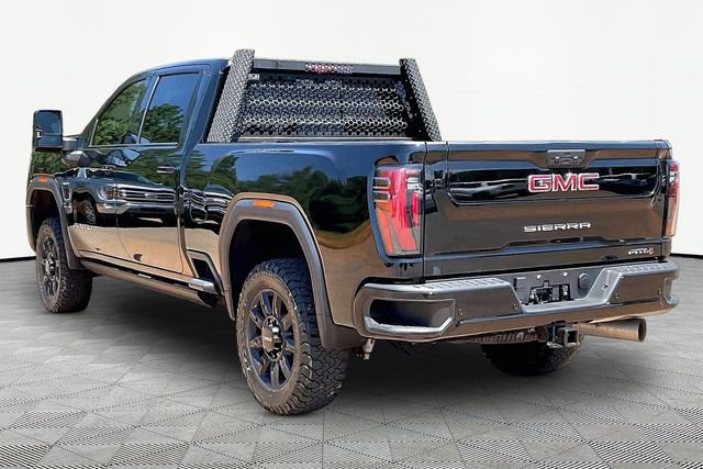 Used 2024 GMC Sierra 2500 AT4 w/ AT4 Premium Plus Package AWD/4WD image 4