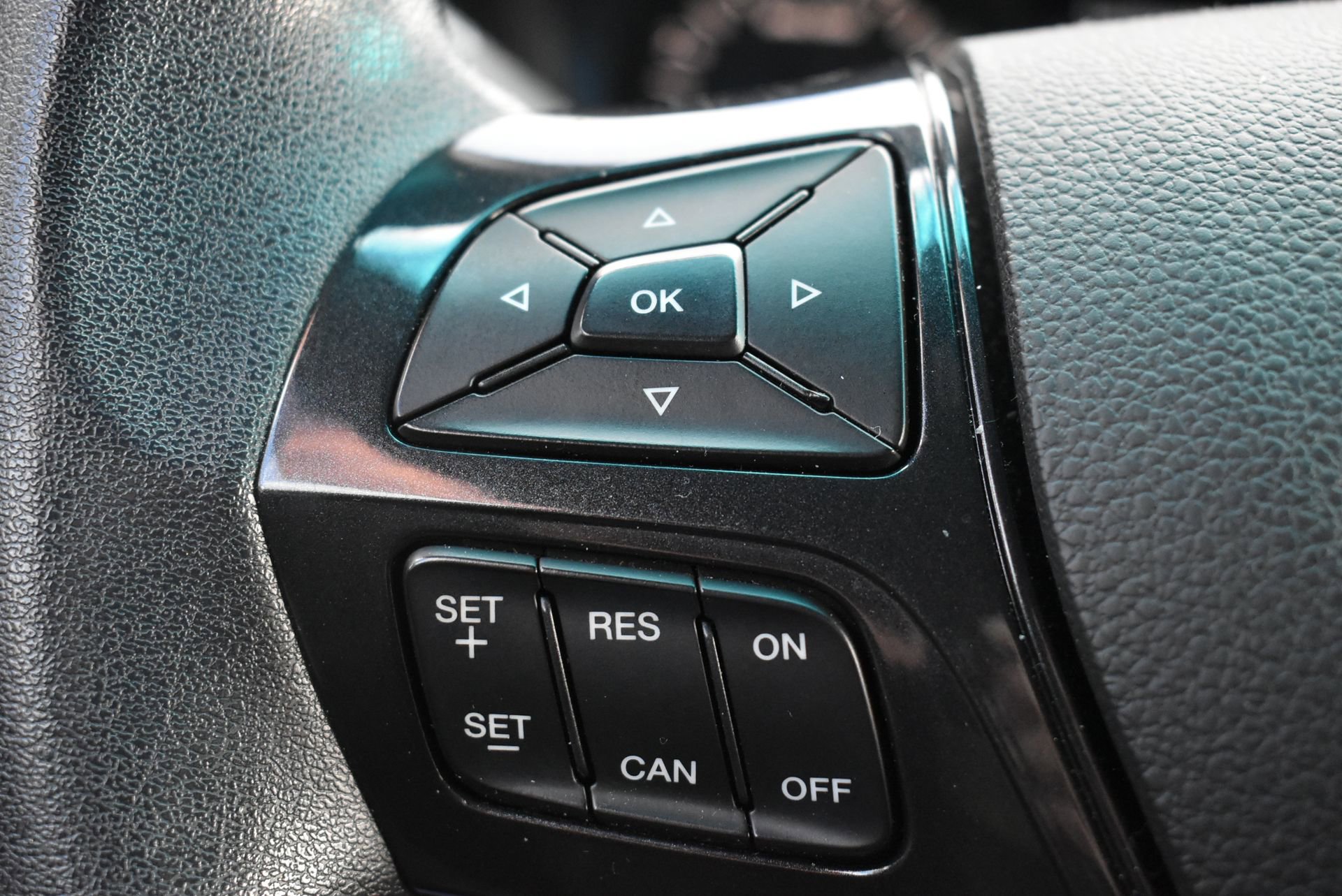 Used 2016 Ford Explorer Base image 21