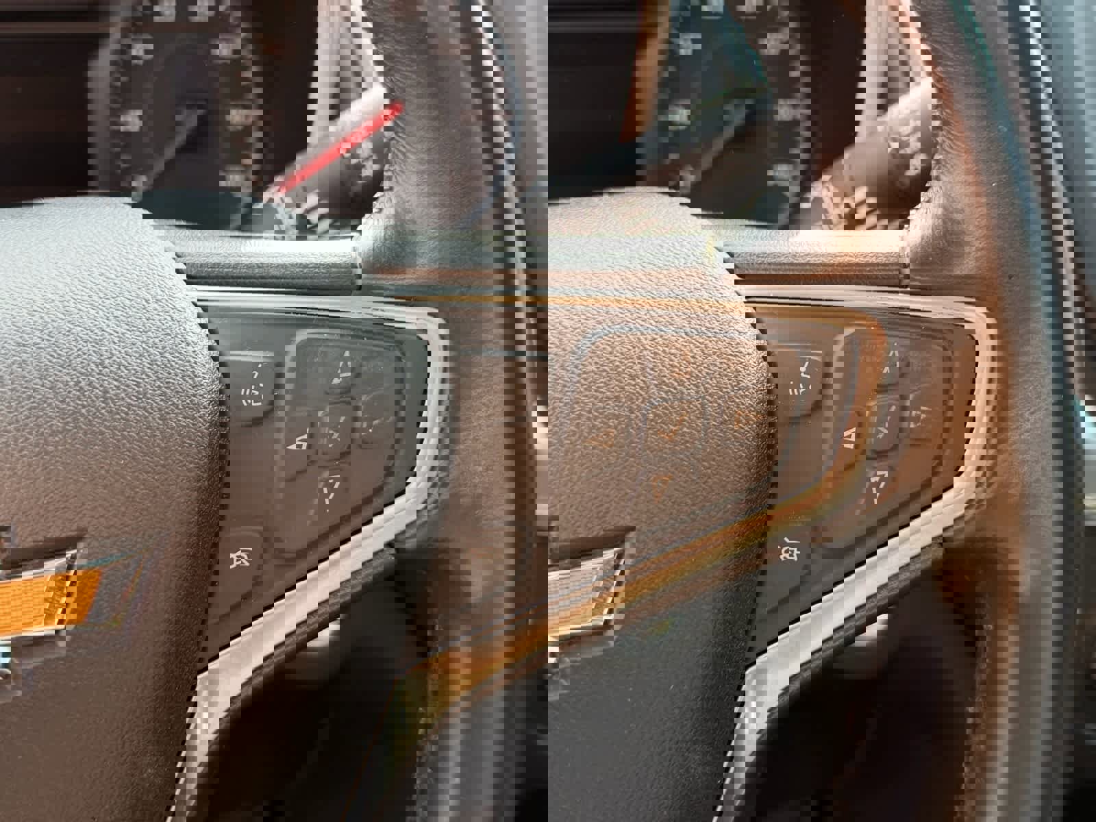 Used 2018 Chevrolet Equinox LT image 12