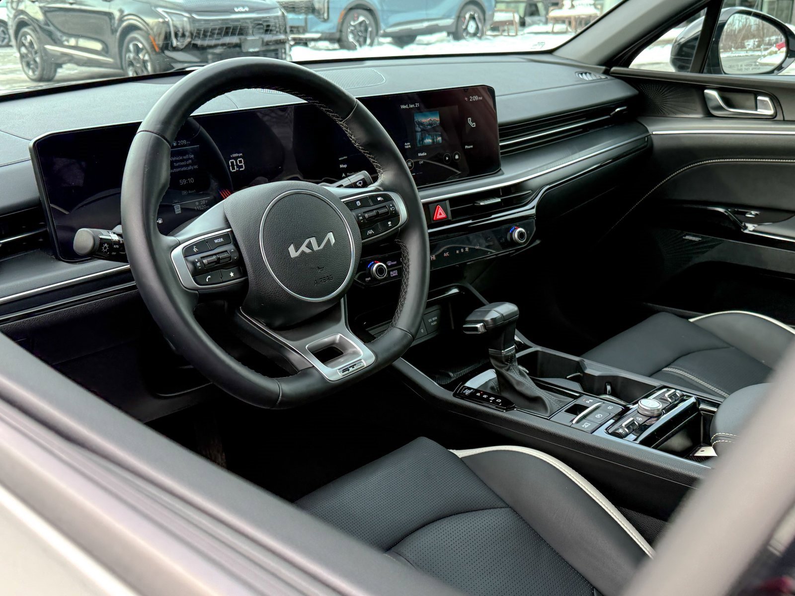 Certified 2025 Kia K5 GT-Line w/ GT-Line Premium Package image 9