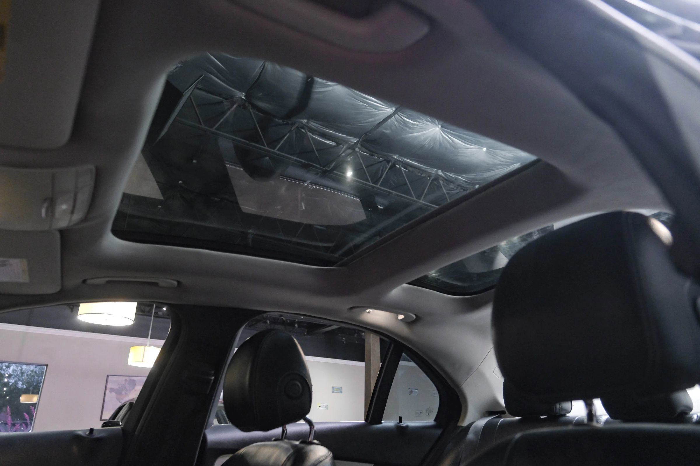 Used 2015 Mercedes-Benz C 300 Sedan image 5