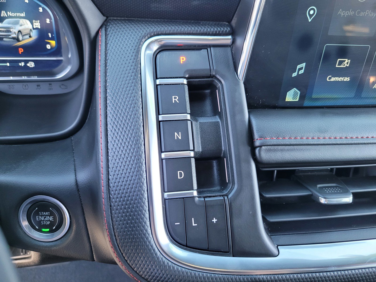 Used 2022 Chevrolet Tahoe RST w/ Luxury Package image 22