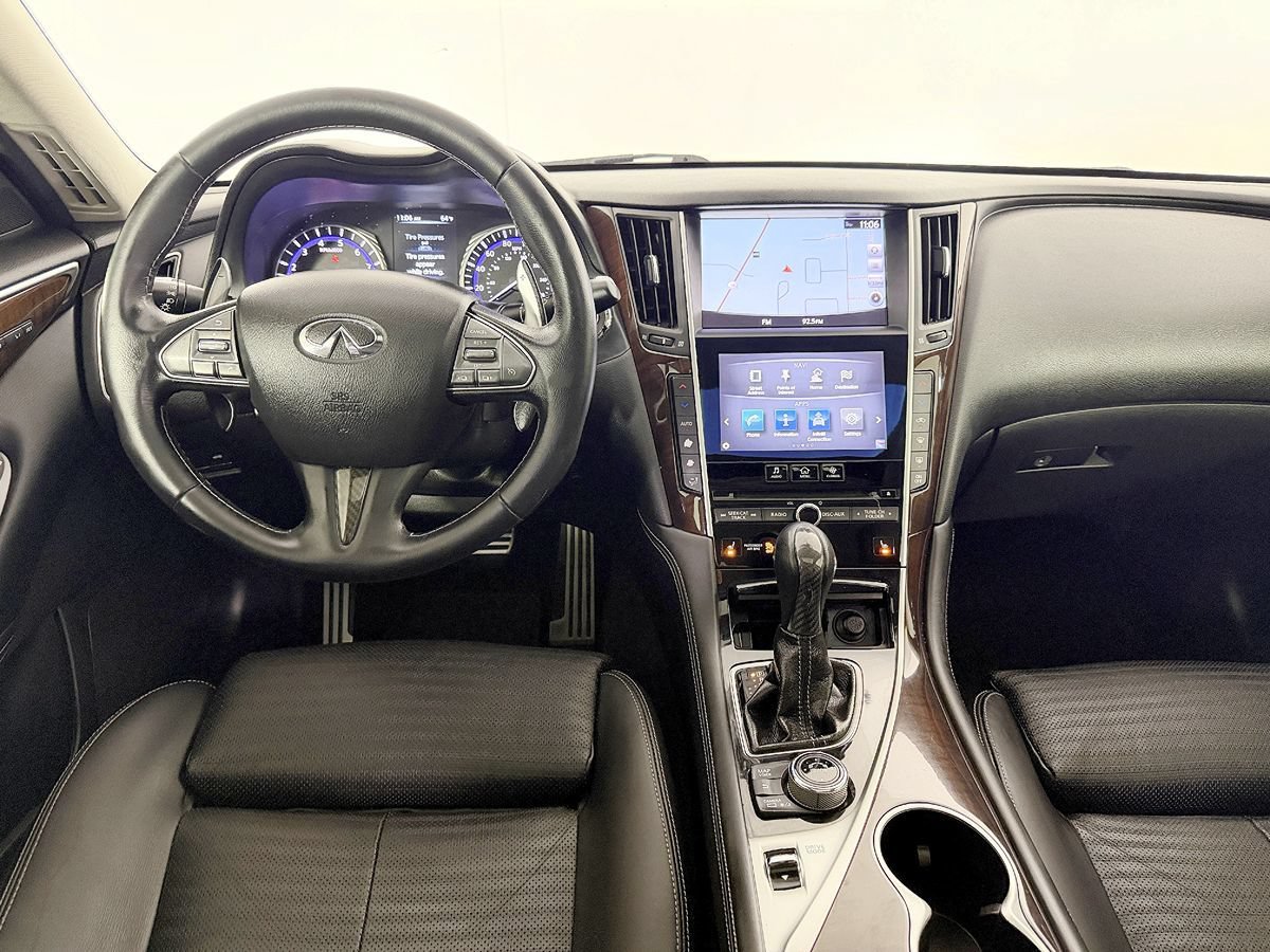 Used 2015 INFINITI Q50 w/ Deluxe Touring Package RWD image 59