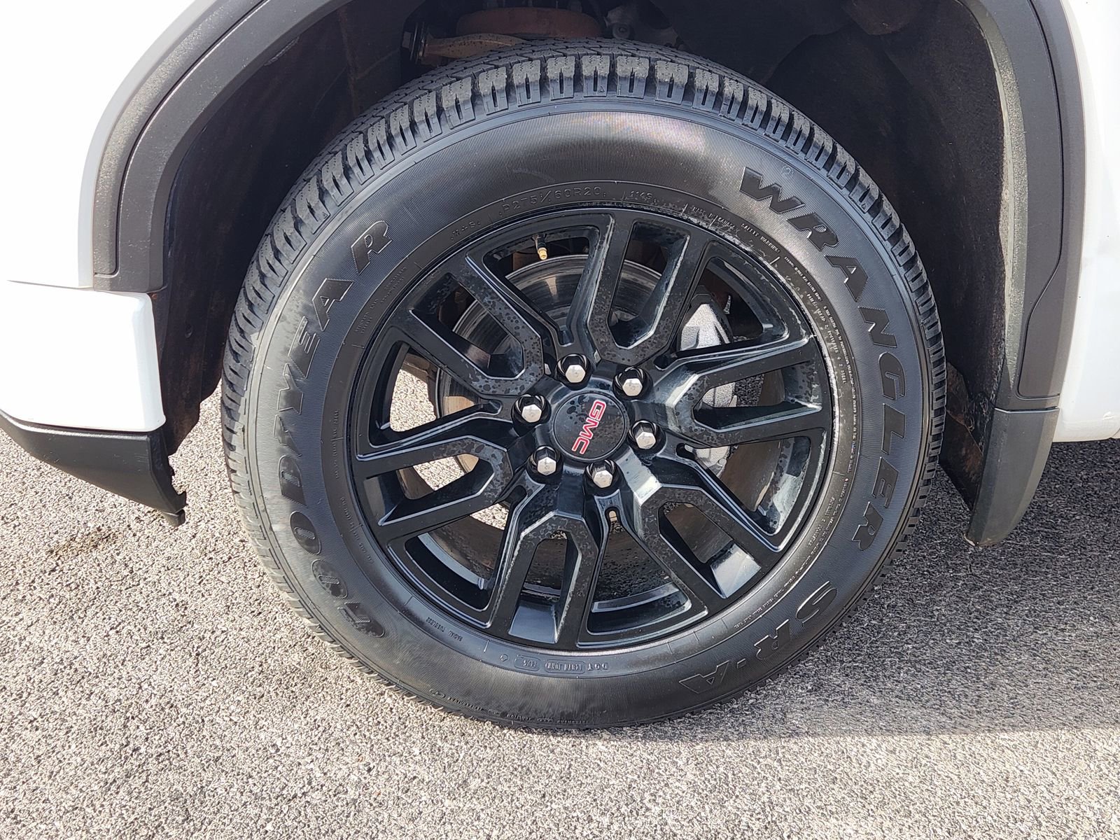 Used 2023 GMC Sierra 1500 Pro w/ Graphite Edition image 14