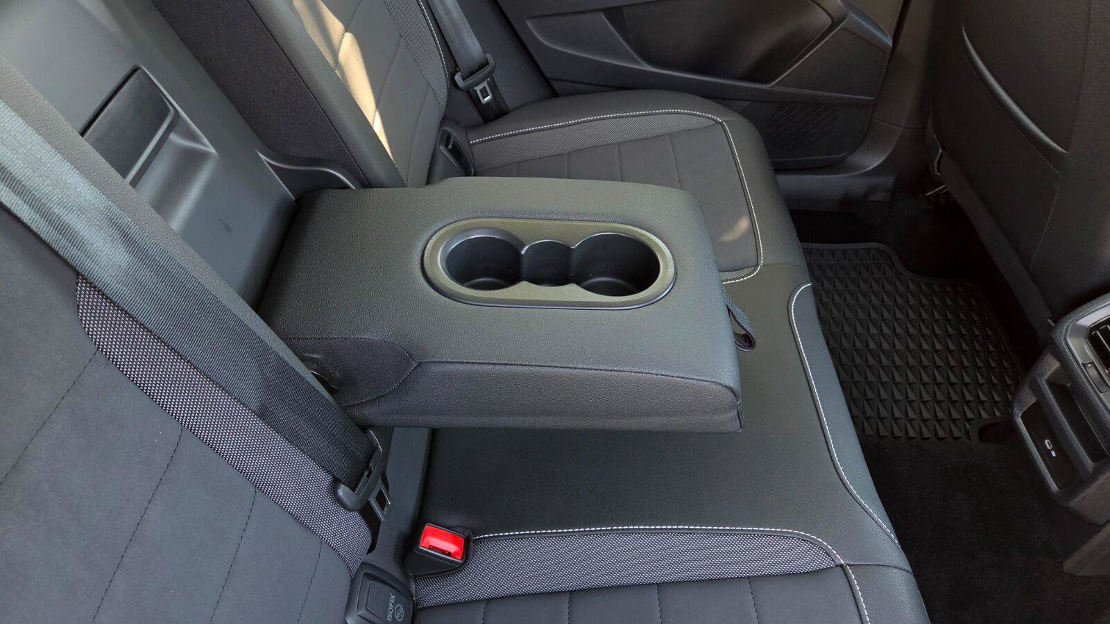 Certified 2023 Volkswagen Taos SE w/ Panoramic Sunroof Package FWD image 56