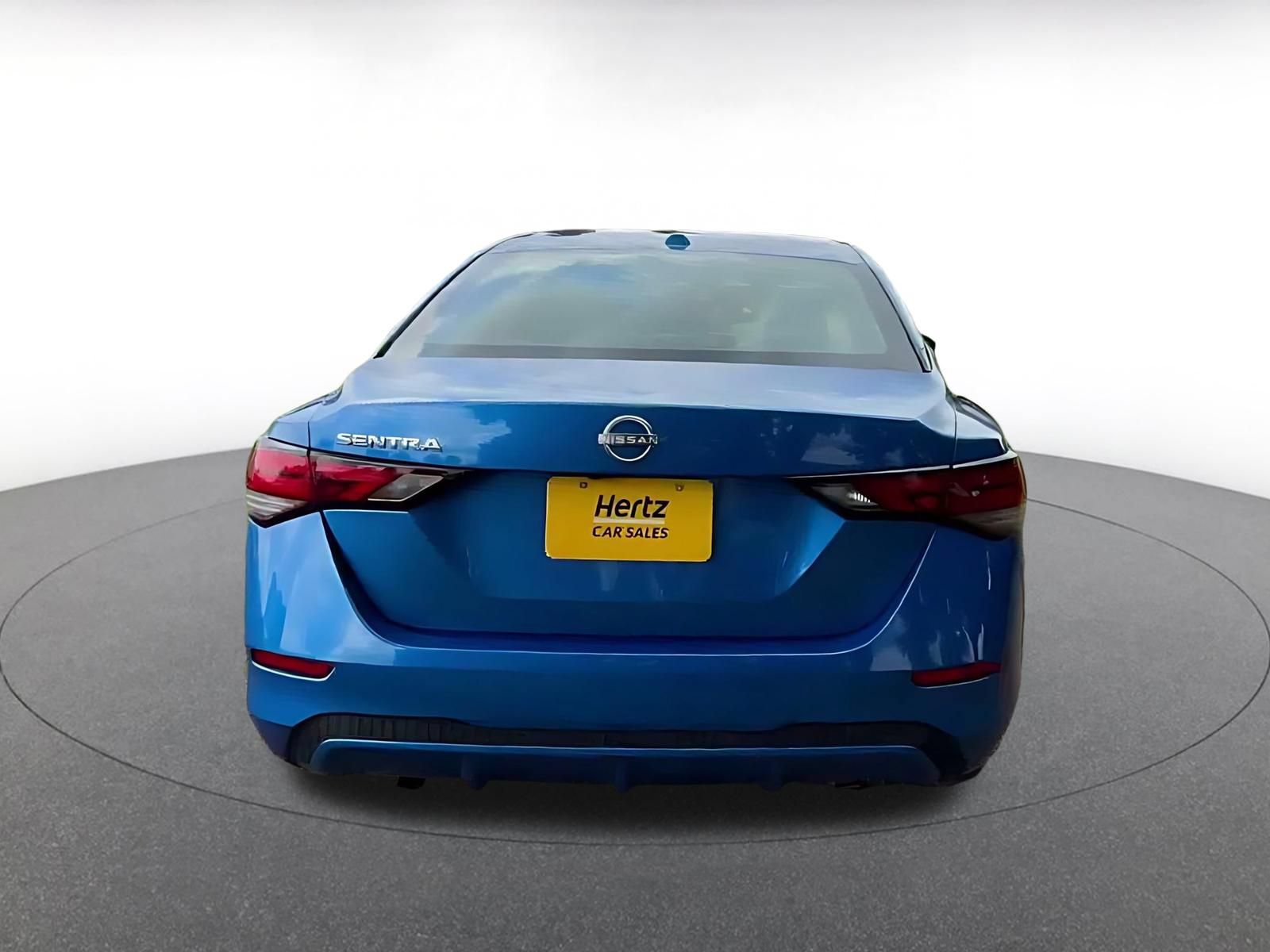 Used 2025 Nissan Sentra SV FWD image 12