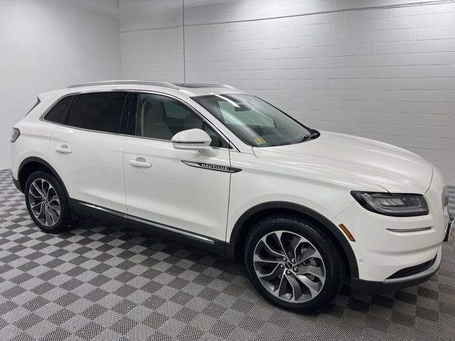 Certified 2023 Lincoln Nautilus Reserve w/ Equipment Group 201A image 4