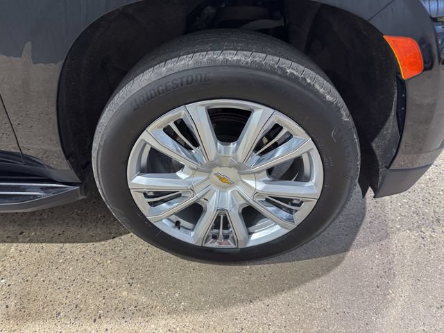 Used 2023 Chevrolet Suburban High Country AWD/4WD image 38