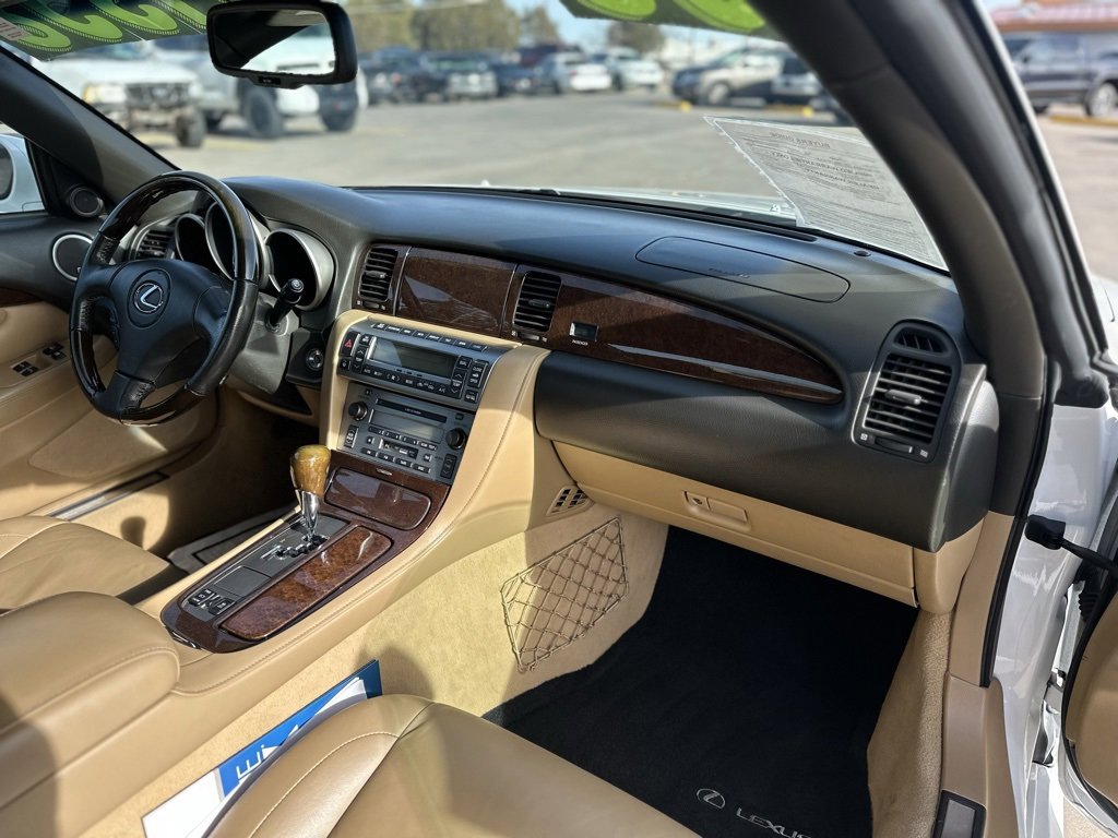 Used 2008 Lexus SC 430 Convertible image 14