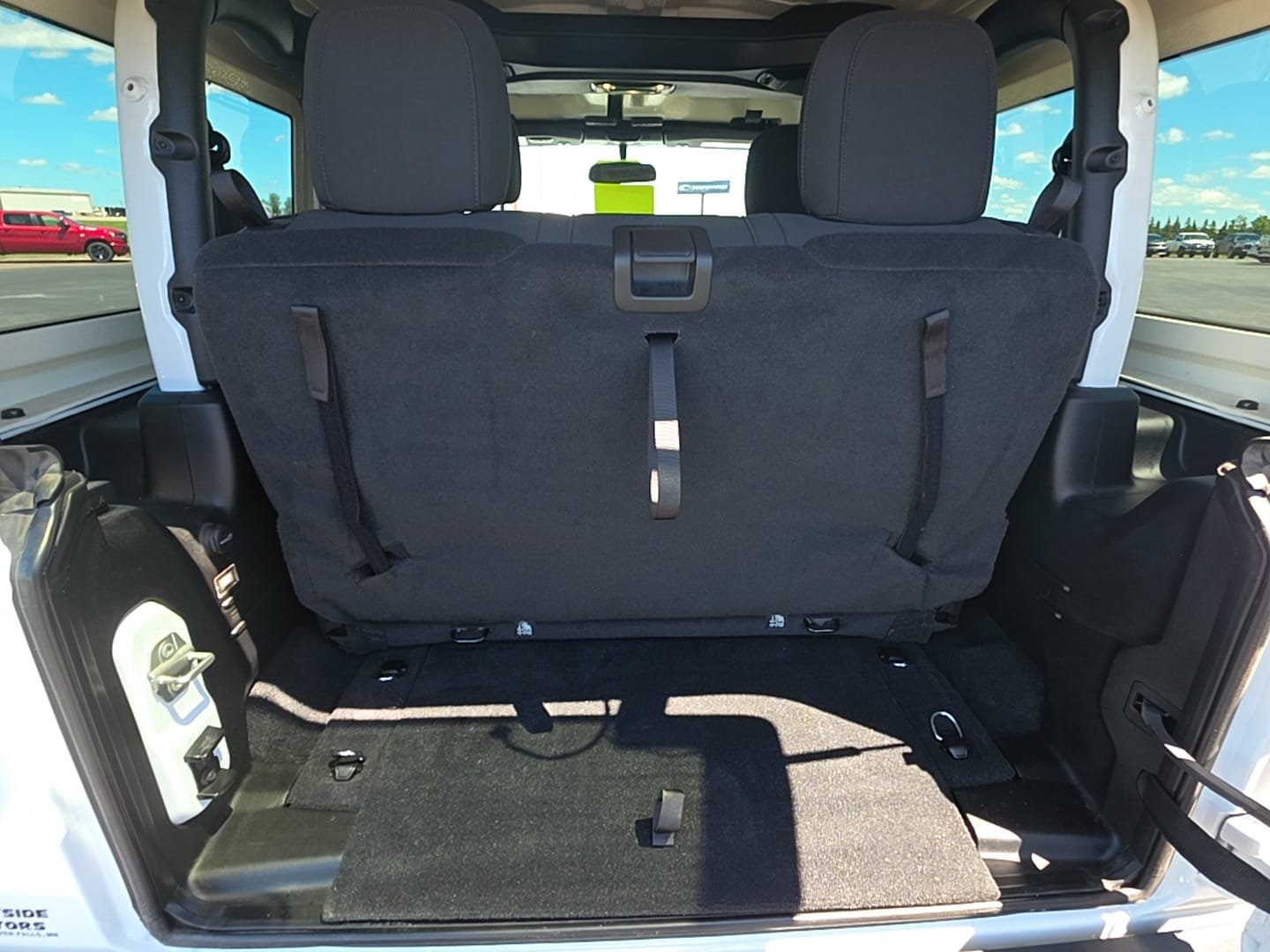 Used 2023 Jeep Wrangler Sport AWD/4WD image 17