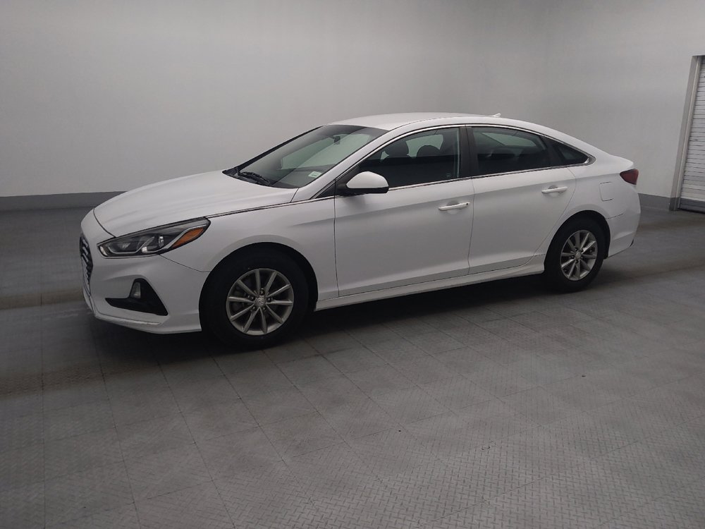 Used 2019 Hyundai Sonata SE FWD image 2