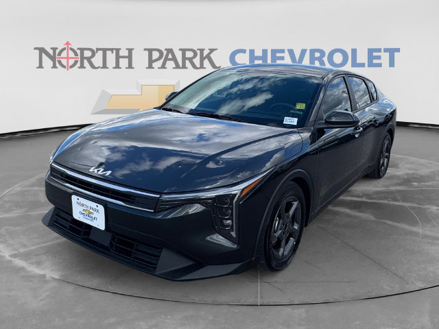 Used 2025 Kia K4 FWD image 7