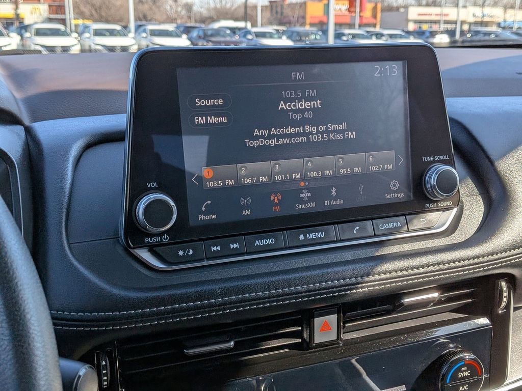 Used 2021 Nissan Rogue SV image 13