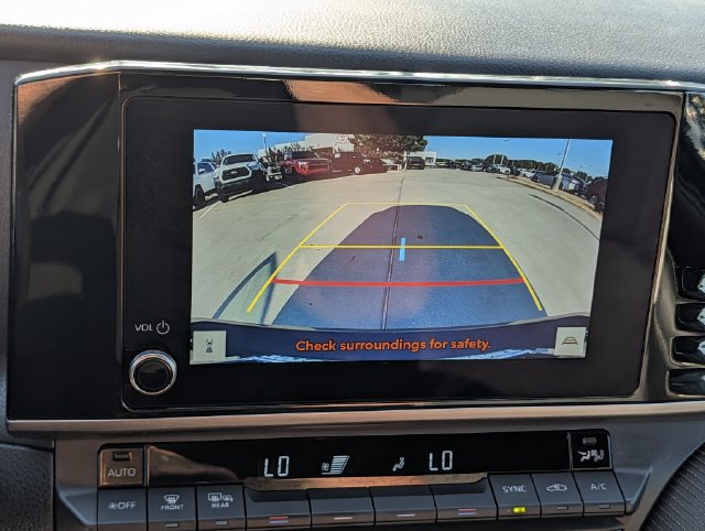 Used 2025 Toyota Camry SE FWD image 18