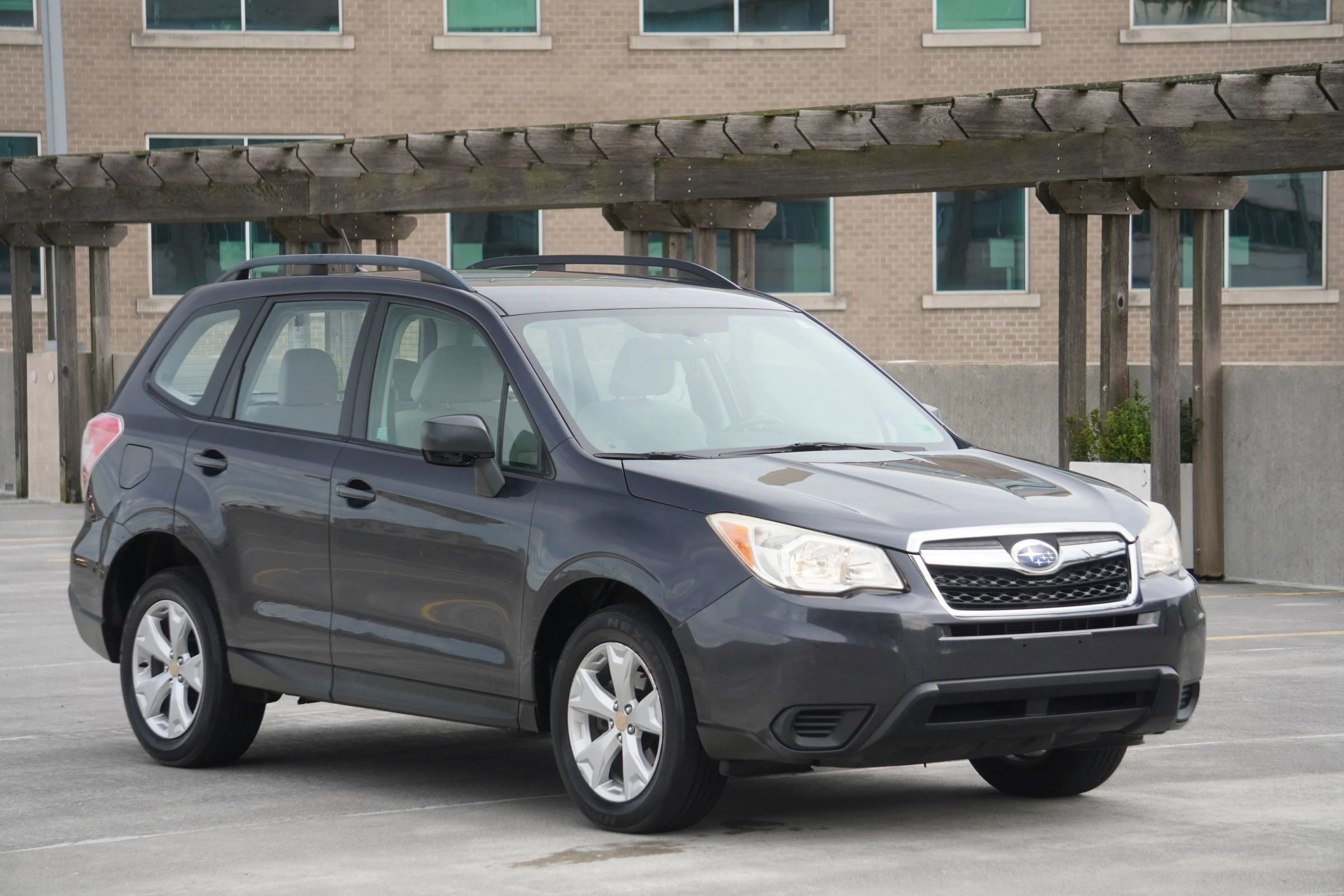 Used 2015 Subaru Forester 2.5i w/ Alloy Wheel Package image 24