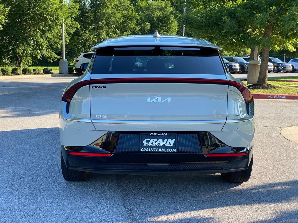 Used 2023 Kia EV6 Wind w/ Wind Technology Package AWD/4WD image 6