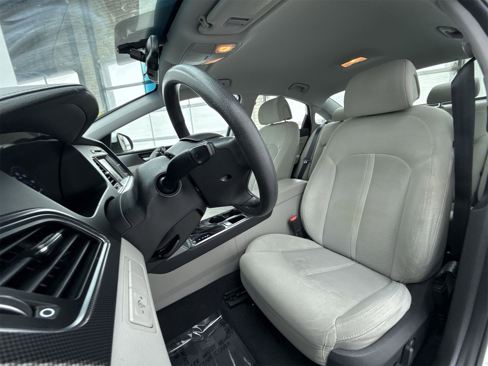 Used 2017 Hyundai Sonata Sport image 10