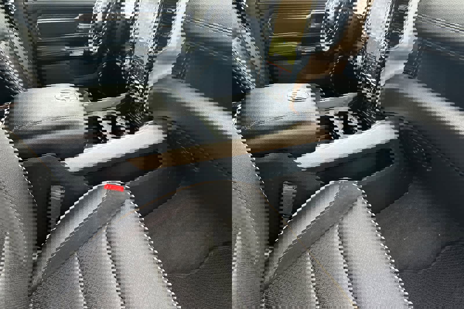 Used 2020 RAM 1500 Laramie image 15