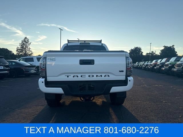 Used 2021 Toyota Tacoma TRD Off-Road w/ Technology Package AWD/4WD image 10