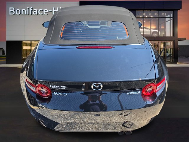 Used 2025 MAZDA MX-5 Miata Sport RWD image 5