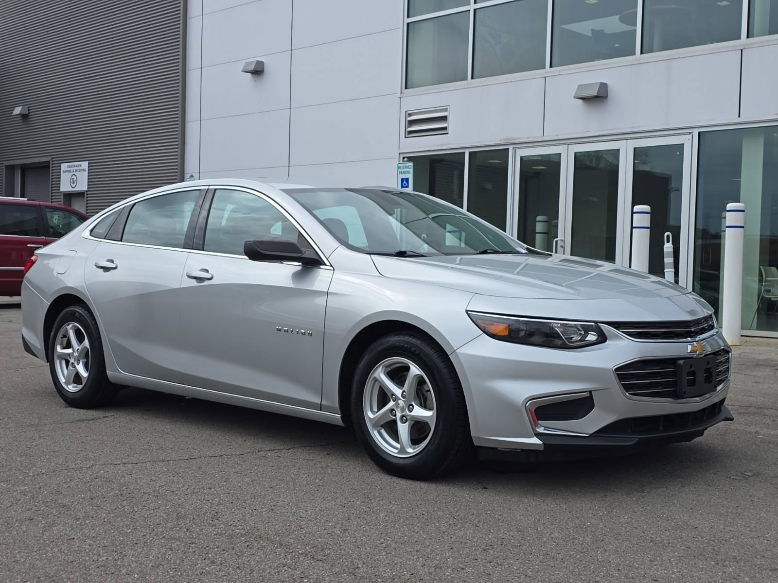 Used 2017 Chevrolet Malibu LS image 3